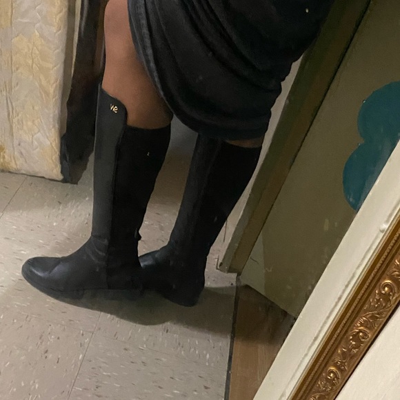 Stuart Weitzman Keelan Boots NWT - Picture 5 of 6